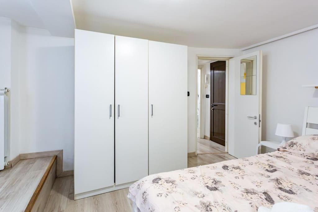 Apartment Adorno 2 - Affitti Brevi Italia Genoa Bagian luar foto