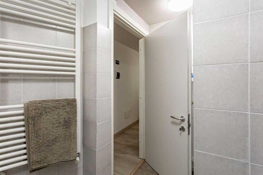 Apartment Adorno 2 - Affitti Brevi Italia Genoa Bagian luar foto