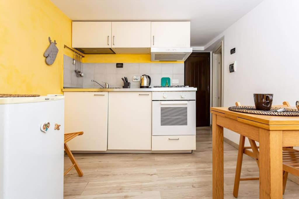 Apartment Adorno 2 - Affitti Brevi Italia Genoa Bagian luar foto