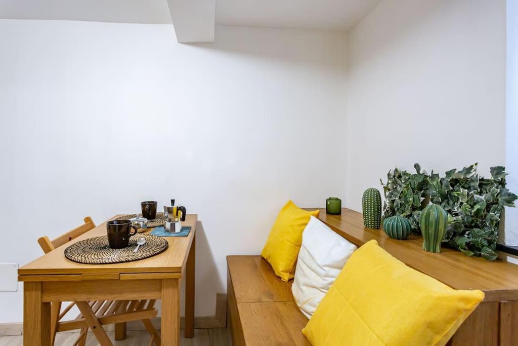Apartment Adorno 2 - Affitti Brevi Italia Genoa Bagian luar foto